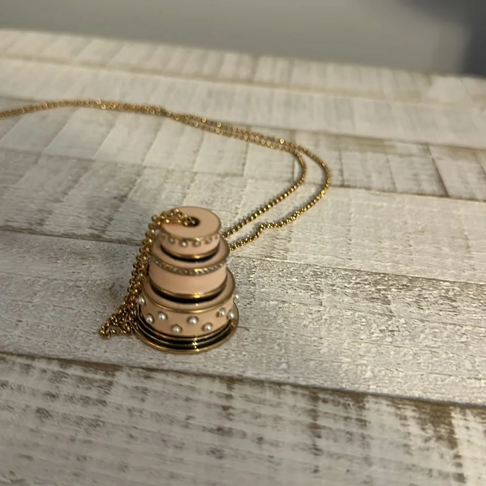 Kate spade take the cake bridal cake pendant necklace - Picture 4 of 11